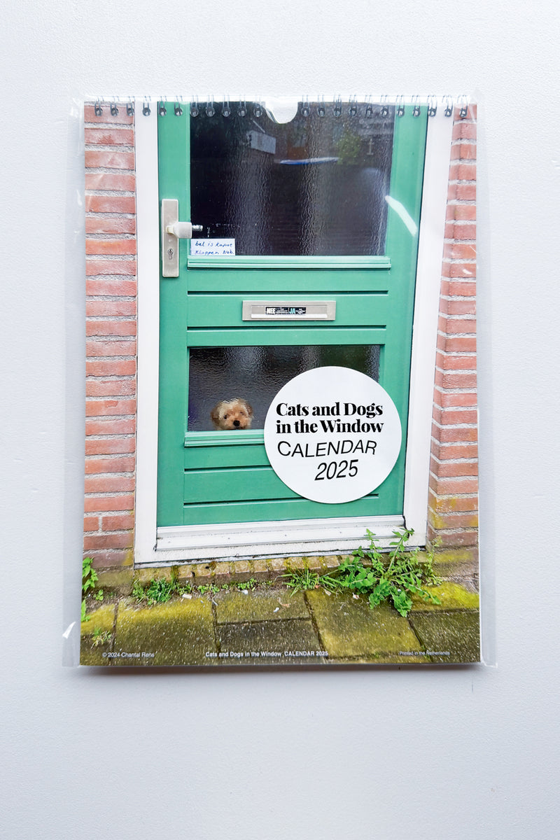 Cats and Dogs in the Window Calendar 2025 / Chantal Rens Utrecht