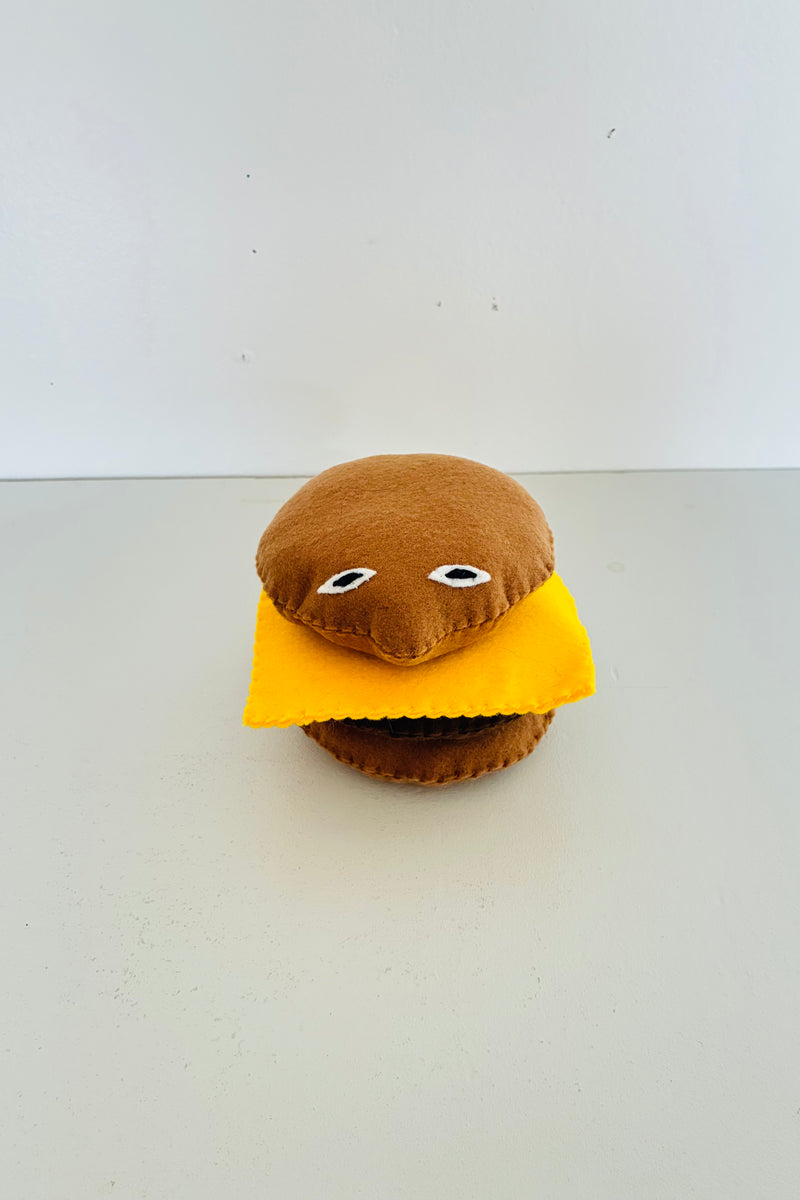 We Sell No.1 Burger2026 (CHEESE BURGER) / Yuri Hasegawa - Utrecht
