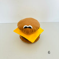 We Sell No.1 Burger2026 (CHEESE BURGER) / Yuri Hasegawa