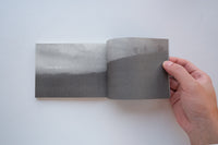 くらやみに、馬といる / 河田桟