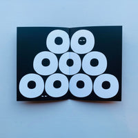 Hiding / Andreas Samuelsson