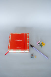 05. アンネと日記をはじめようセットさばとら猫 / 小林エリカ