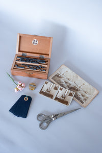 13. ストイックな職人セット / 小林エリカ