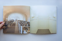 POR SI MISMO / Lawrence Weiner