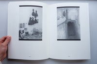 Slide Projections / Mark Manders