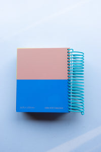 Talk Soon / Erik Kessels, Thomas Sauvin